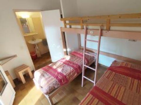 CHAMBRE 3 personnes
