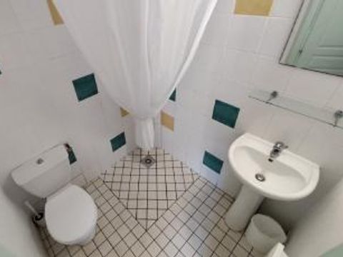 Maison 8 personnes - 2 x Maisonnettes 4 communicantes