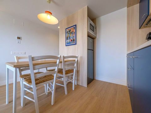 APPARTEMENT 3 personnes - Ancora ACCES AU CAMPING EN SUPPLEMENT et parking payant
