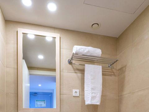 APPARTEMENT 3 personnes - Ancora ACCES AU CAMPING EN SUPPLEMENT et parking payant