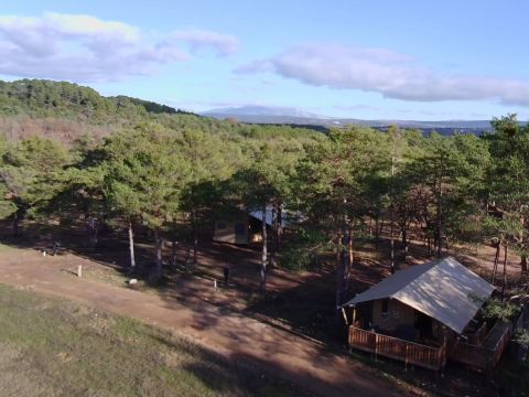 Tente en toile et en bois 4 personnes - Tente Lodge 3 Pièces 4 Personnes PMR