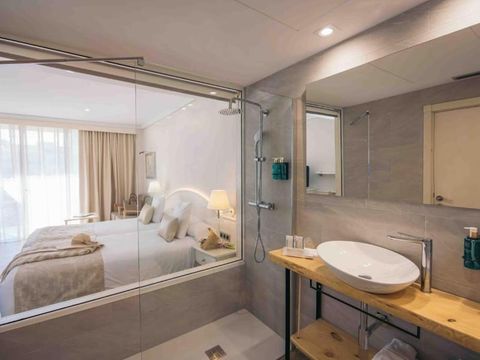 CHAMBRE 2 personnes - Double - Balcon - Vue Canal