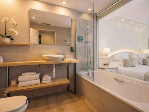 CHAMBRE 2 personnes - Double - Balcon - Vue Canal