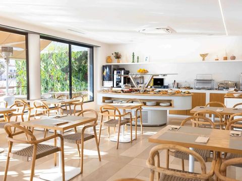 Pierre & Vacances Hotel Port Salins Empuriabrava - Camping Gérone - Image N°16