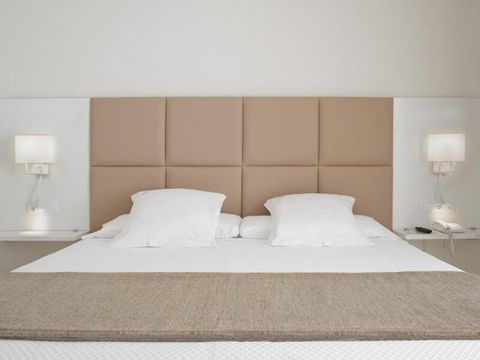 CHAMBRE 2 personnes - CHAMBRE DOUBLE