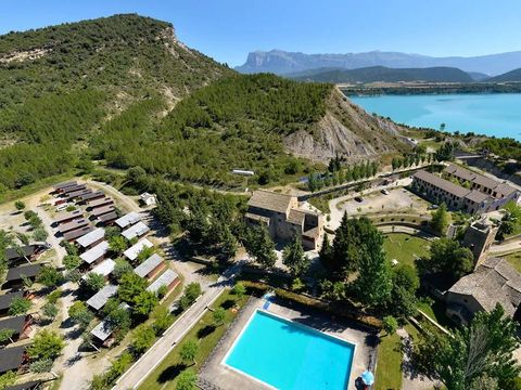Morillo de Tou - Pueblo Recuperado - Centro de Vacaciones - Camping Huesca