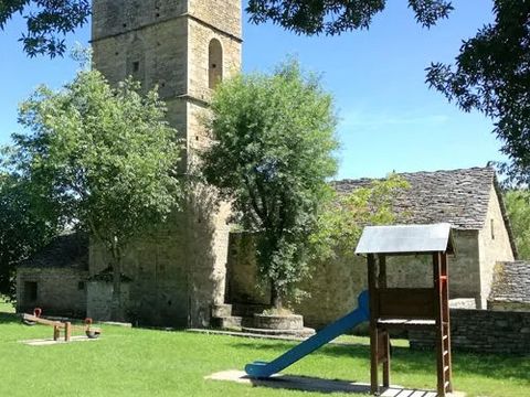 Morillo de Tou - Pueblo Recuperado - Centro de Vacaciones - Camping Huesca - Image N°10
