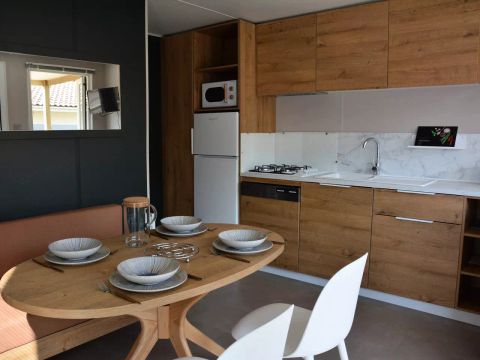 MOBILHOME 4 personnes - Living 3 Pièces 4 Personnes Climatisé + TV