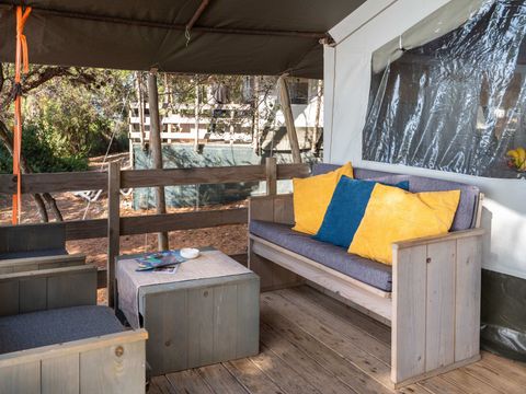 Tente en toile et en bois 5 personnes - Koversada Camping Resort - Tente Safari de luxe
