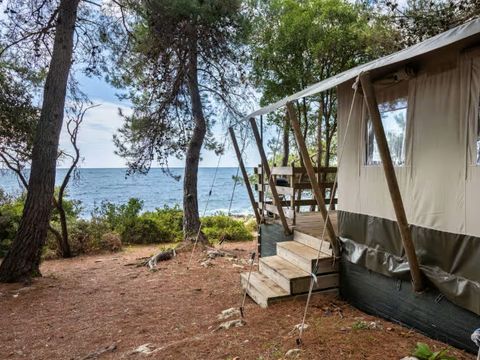 TENTE TOILE ET BOIS 5 personnes - Koversada Camping Resort - Tente Safari de luxe