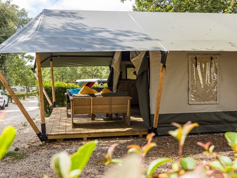 Tente en toile et en bois 5 personnes - Naturist Solaris - Tente Safari Confort