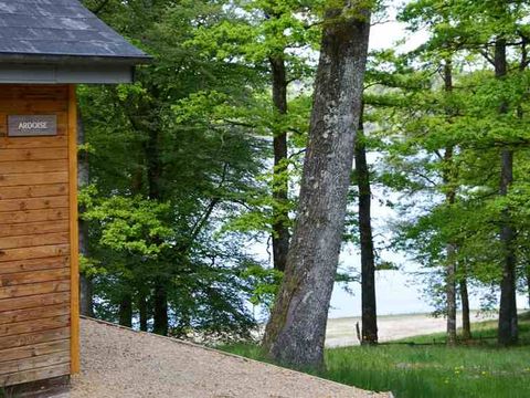 Chalet 4 personnes - Détente - 2 chambres - 4 / 6 pers - 2 personnes supplémentaires possible contacter le camping