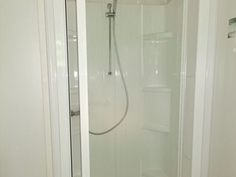 CHALET 4 personnes - Détente 2Ch. 4 / 6 pers (2 personnes supplémentaires possible contacter le camping)