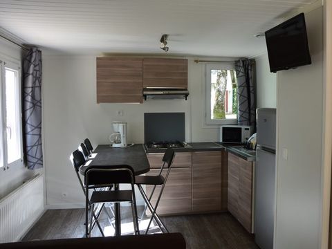Chalet 4 personnes - Vacances - 2 chambres - 4/6p - 2 personnes supplémentaires possible en supplément contacter le camping