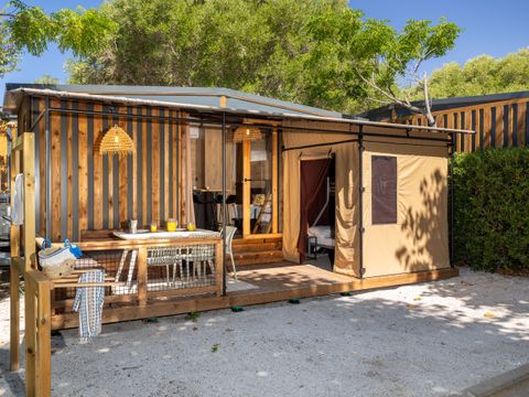 MOBILHOME 8 personnes - TINY HOME AURA
