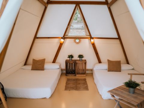 Tente en toile et en bois 4 personnes - OASIS TENT