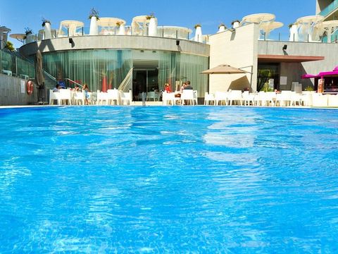 Apolo Suites - Camping Tarragone - Image N°2