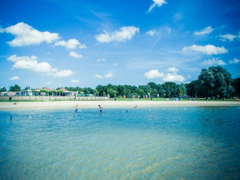 Europe Tents 't Strandheem - Camping Westerkwartier - Image N°3