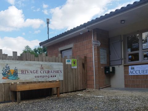 Camping Le Rivage Civraisien - Camping Vienne