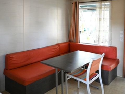 Mobilhome 4 personnes - 4/6 places - 2 salles de bains