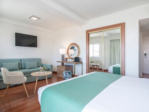 CHAMBRE 3 personnes - JUNIOR SUITE 3 PERSONNES - VUE MER - BALCON