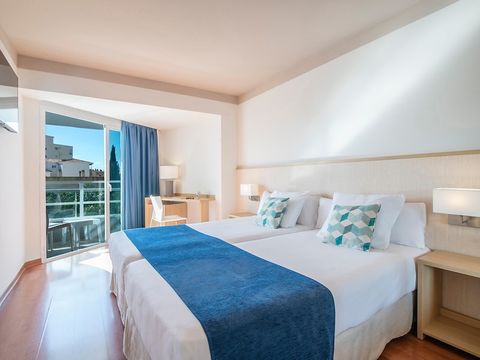 CHAMBRE 2 personnes - CHAMBRE DOUBLE - VUE PISCINE - BALCON