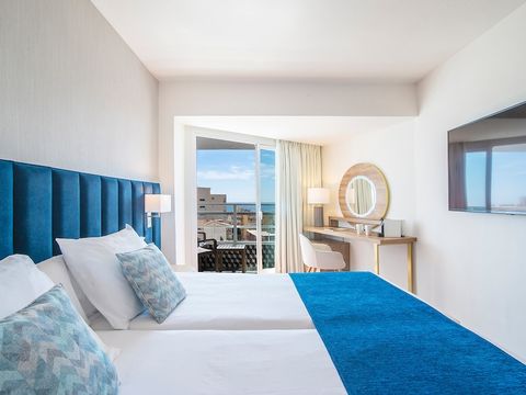 CHAMBRE 2 personnes - CHAMBRE DOUBLE SUPÉRIEURE - VUE MER - BALCON