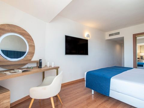 CHAMBRE 2 personnes - CHAMBRE DOUBLE SUPÉRIEURE - VUE MER - BALCON