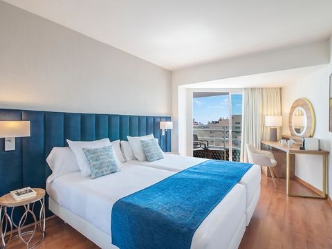 CHAMBRE 2 personnes - CHAMBRE DOUBLE SUPÉRIEURE - VUE MER - BALCON