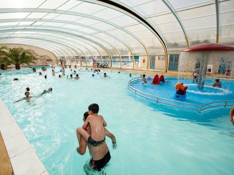 Tour Operateur et particuliers sur camping La Pinède Les Mathes - Funpass non inclus - Camping Charente-Maritime - Image N°3