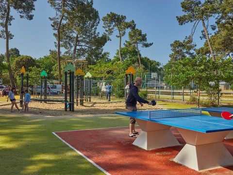  Tour Operateur et particuliers sur camping La Pinède Les Mathes - Funpass non inclus - Camping Charente-Maritime - Image N°16