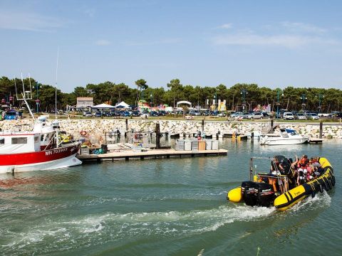  Tour Operateur et particuliers sur camping La Pinède Les Mathes - Funpass non inclus - Camping Charente-Maritime - Image N°29