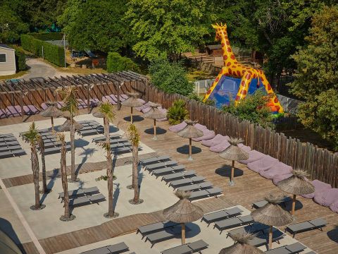  Tour Operateur et particuliers sur camping La Pinède Les Mathes - Funpass non inclus - Camping Charente-Maritime - Image N°11
