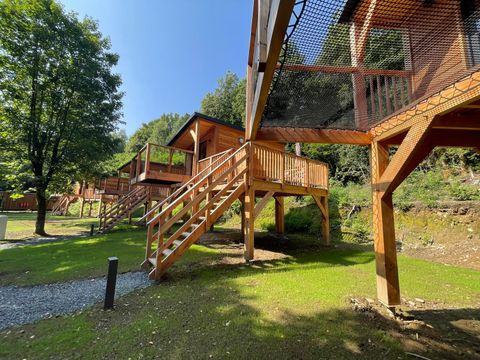 HÉBERGEMENT INSOLITE 2 personnes - Maison dans les arbres 2 personnes