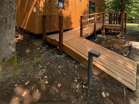 LODGE 4 personnes - Ecolodge | 4 personnes I Accessible aux soins