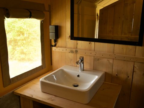 Tente en toile et en bois 4 personnes - Tente Safari I 4 personnes I Salle de bain privée
