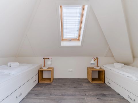 BUNGALOW 8 personnes - 6-8L