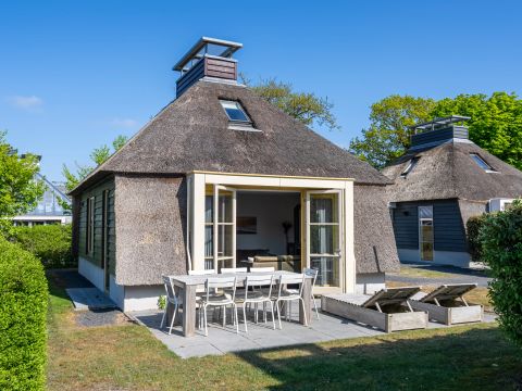 BUNGALOW 8 personnes - 6-8L