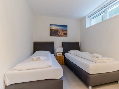 BUNGALOW 8 personnes - 6-8L