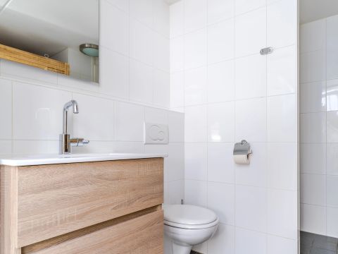 BUNGALOW 8 personnes - 6-8L