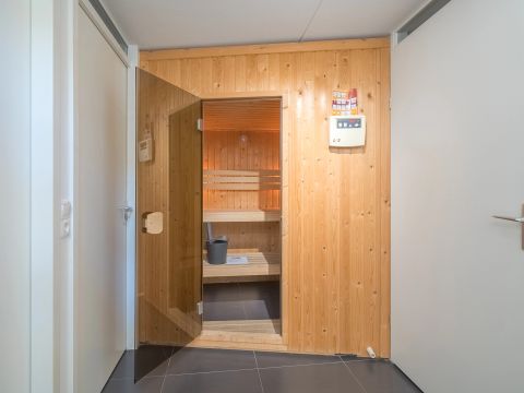 BUNGALOW 8 personnes - 6-8L