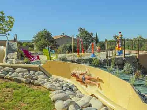 Domaine de Chadeyron - Camping et gîtes - Camping Ardèche - Image N°10