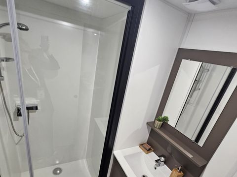 MOBILHOME 4 personnes - Mobilhome premium AVEC VUE et climatisation 2 chambres 4 personnes