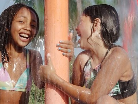 Domaine de Chadeyron - Camping et gîtes - Camping Ardèche - Image N°6