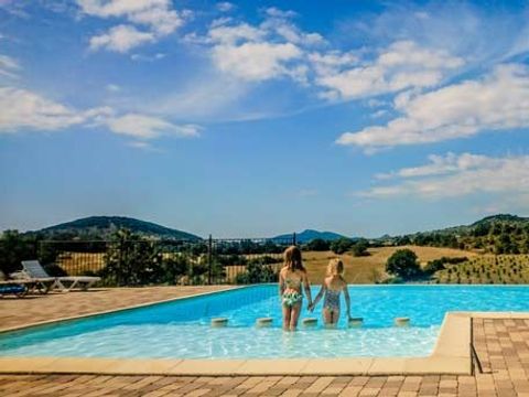 Domaine de Chadeyron - Camping et gîtes - Camping Ardèche - Image N°9