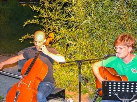 Domaine de Chadeyron - Camping et gîtes - Camping Ardèche - Image N°15