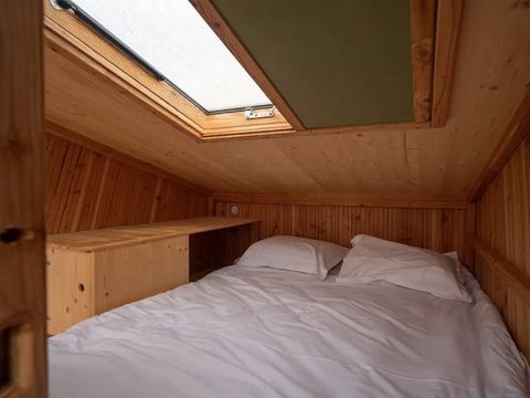 HÉBERGEMENT INSOLITE 2 personnes - Cabanne Sauterelle