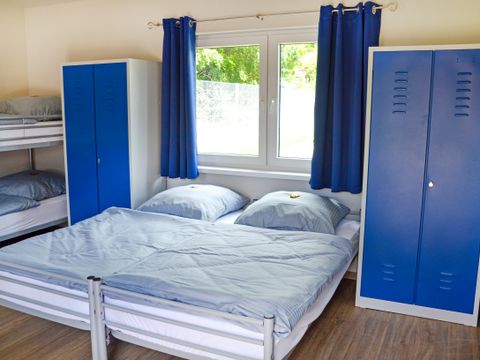 CHAMBRE 6 personnes - BaseCamp