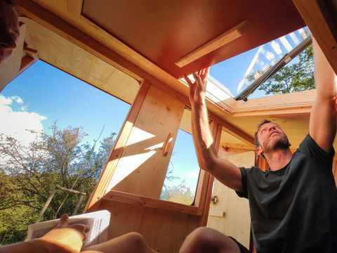 HÉBERGEMENT INSOLITE 2 personnes - Sauterelles (sans sanitaires)