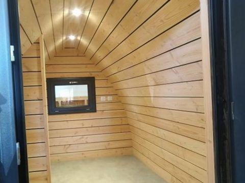 HÉBERGEMENT INSOLITE 4 personnes - Cabanne Pigne- Accueil lit bébé impossible- 1 pièce